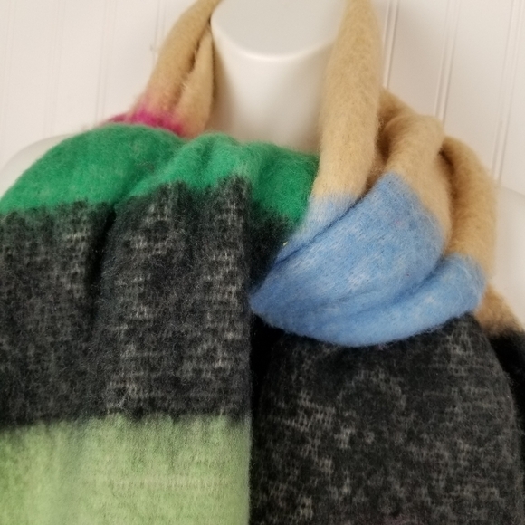 Wild Fable Scarf Rainbow Color Block Stripes Fuzzy Thick Fringe Rectangle 14x80 - Picture 2 of 6